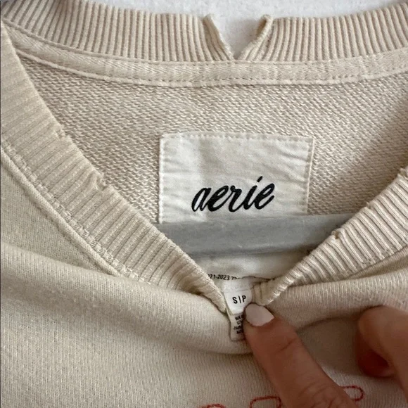 Aerie Oversized Cream and Orange Long Sleeve Hoodie - PRELOVED - Picture 11 of 11
